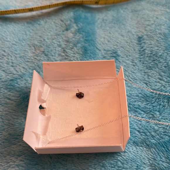 Kid’s Jewelry ~ 💗 Heart Shaped Pink Earrings And Necklace 💗 - Picture 3 of 6